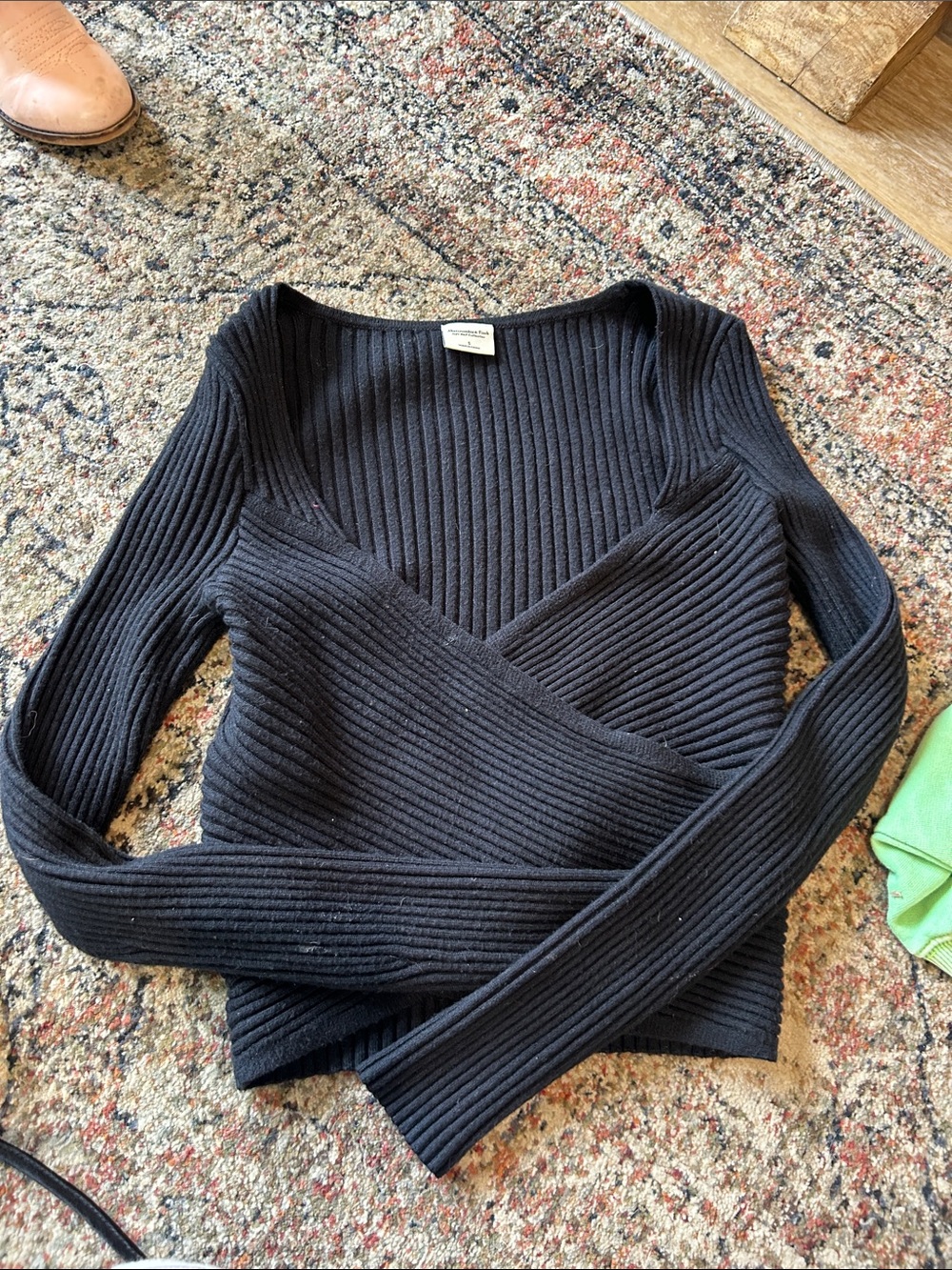 Abercrombie & Fitch Black Ribbed Wrap V-Neck Sweater